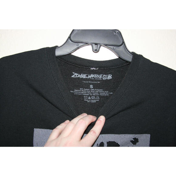 Zombie makeout Club Smoking Skull Girl Sweatshirt Size SMALL - Picture 3 of 3